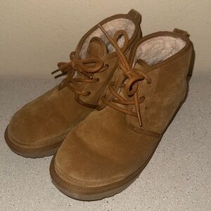 UGG‎ Men’s Neumel Chestnut Mini Boots Size 6